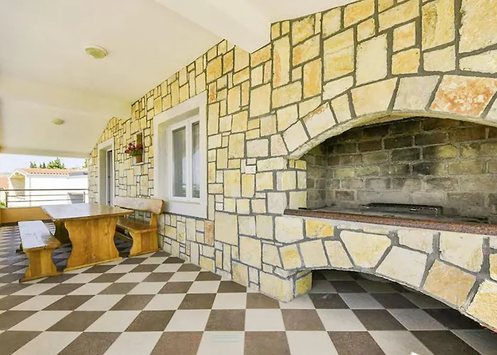 Апартаменты In With House Sea View Масленица