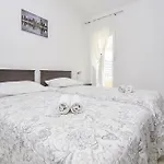 Cozy In With Wifi Масленица