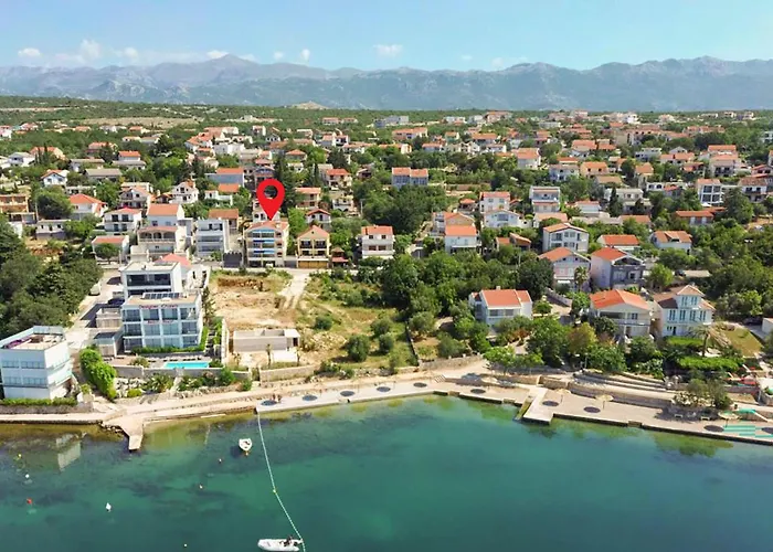 Apartment In With House Sea View *